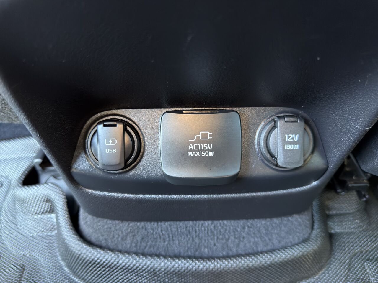 2017 Kia Sorento Black Thetford Mines - photo #37