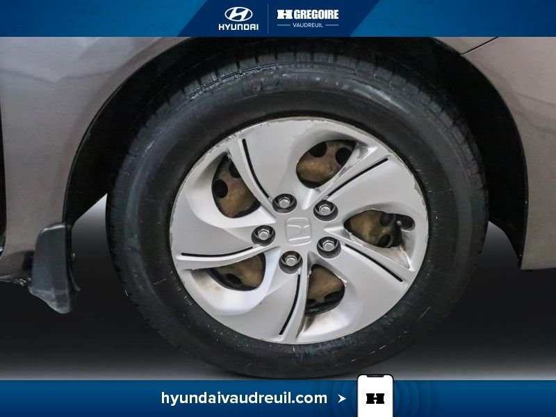 Honda Civic YA888 | LX 4 portes, boîte automatique 2013 Gris Laval - photo #32