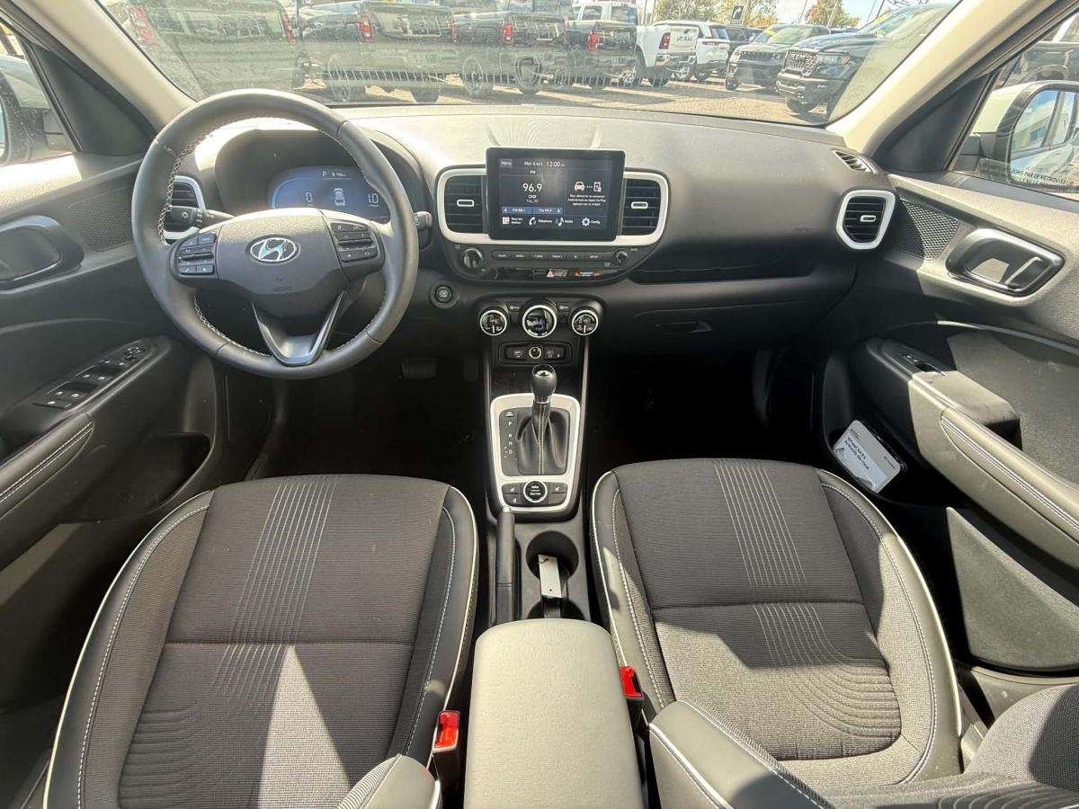 Hyundai Venue 2026 Vert Saint-Basile-le-Grand - photo #8