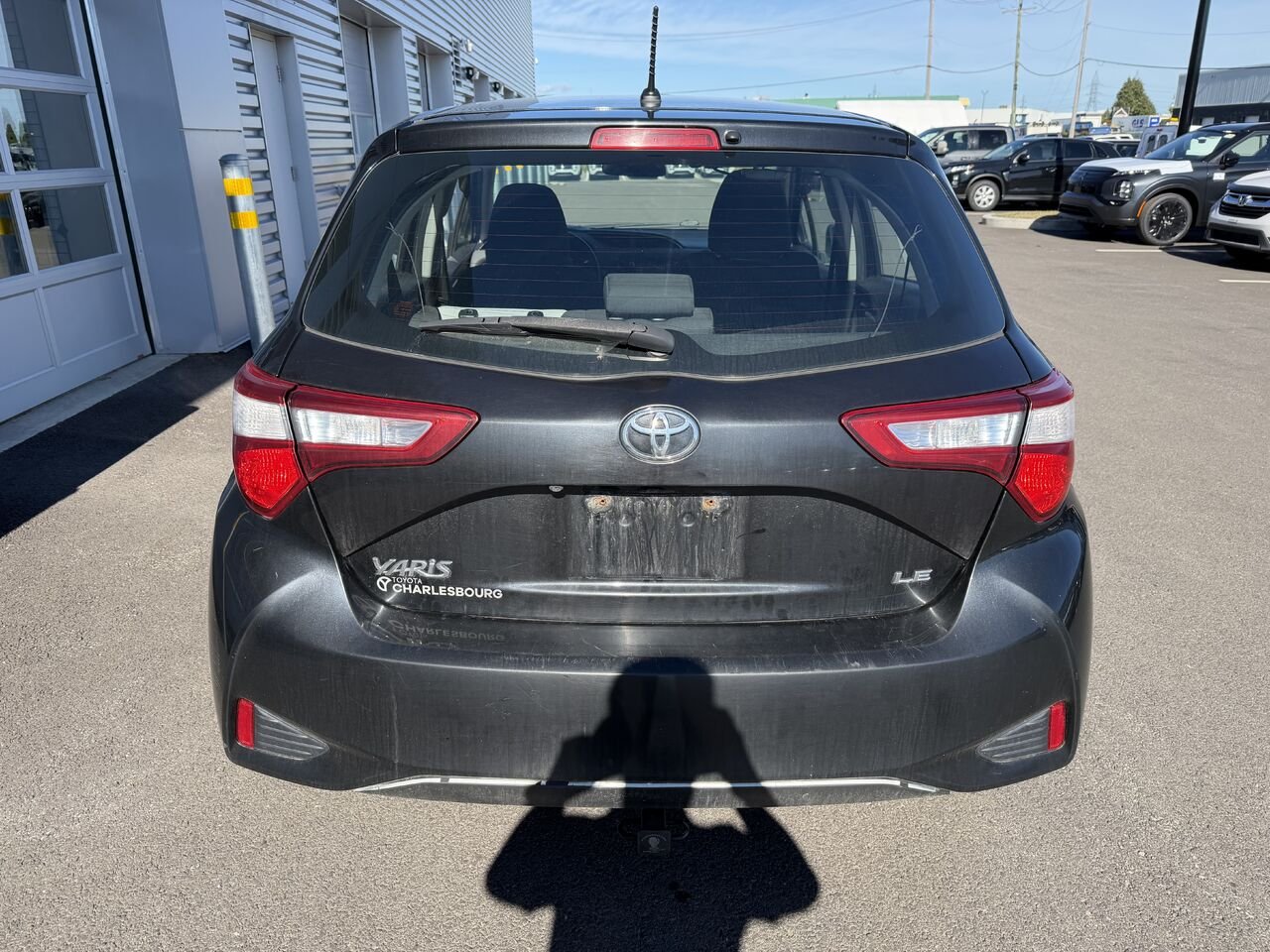 Toyota Yaris Hatchback 2018 Noir Saint-Eustache - photo #5