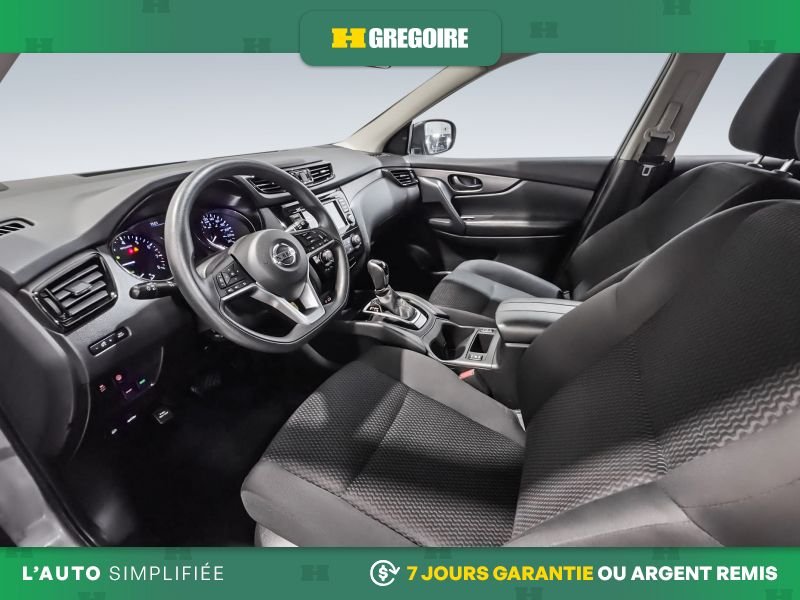 Nissan Qashqai 2023 Gris Laval - photo #16