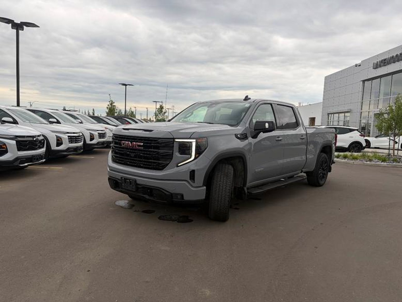 2024 GMC Sierra 1500 4WD Crew Cab 147 Elevation Grey Sherwood Park - photo #2