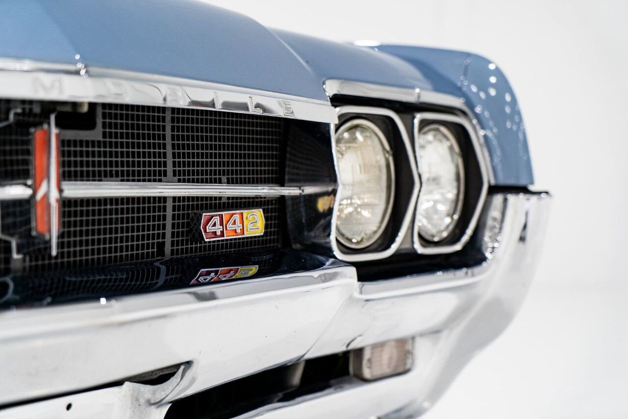 Oldsmobile 442 PRIX EN USD | Matching# 400cu.in. 4-Speed 1966 Bleu Montréal - photo #1