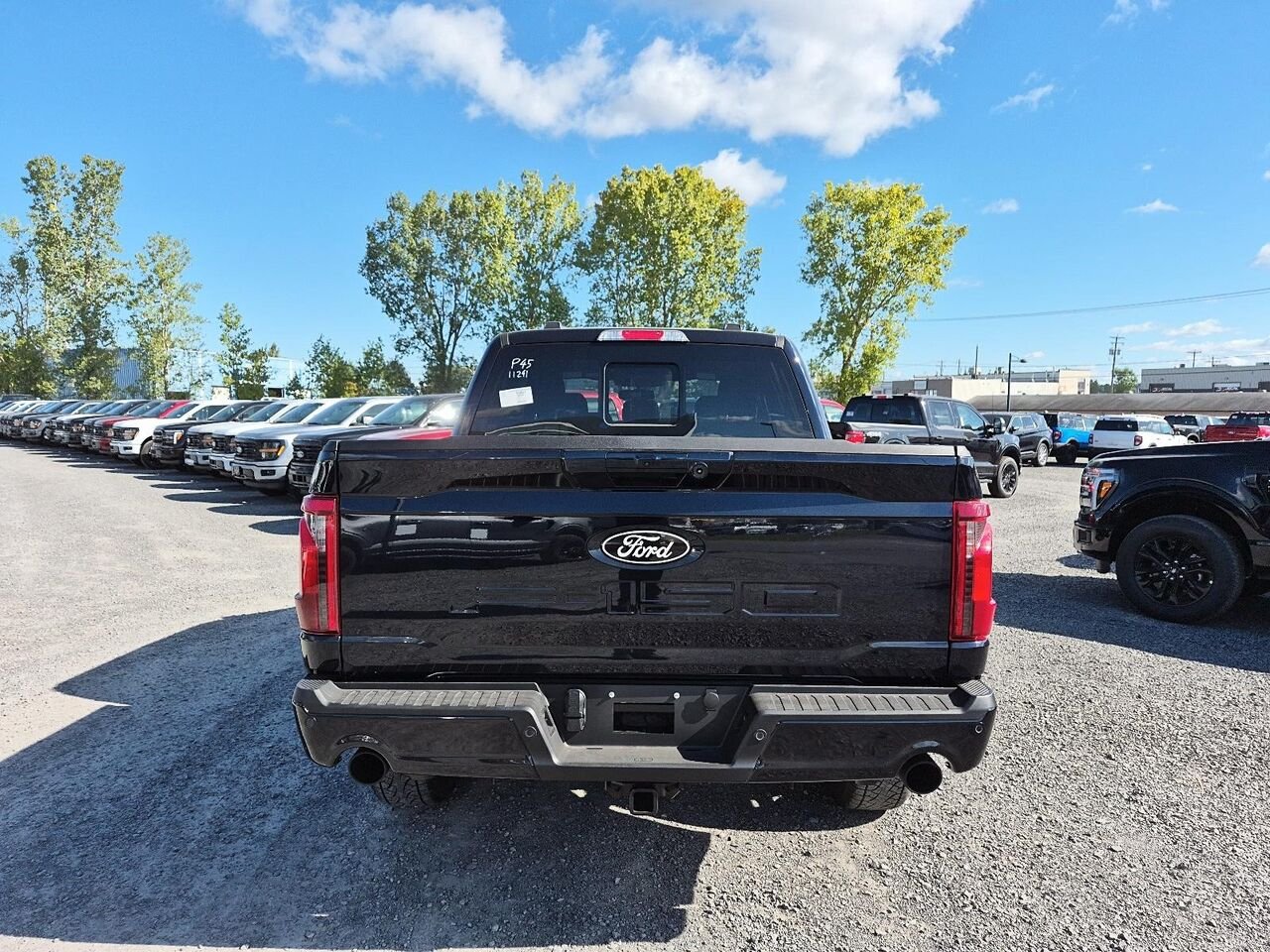 Ford F-150 2F347 | XLT cabine SuperCrew 4RM caisse de 5,5 pi 2026 Bleu antimatière métallisé Saint-Jérôme - photo #3