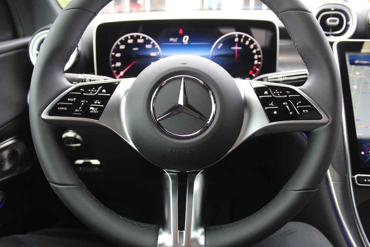 2026 Mercedes-Benz GLC VIN: W1NKM5GB5TF507228 Black Sainte-Rose - photo #14