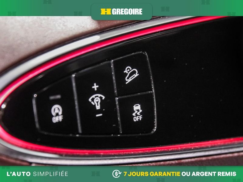 2022 Genesis GV70 Silver Saint-Léonard - photo #17