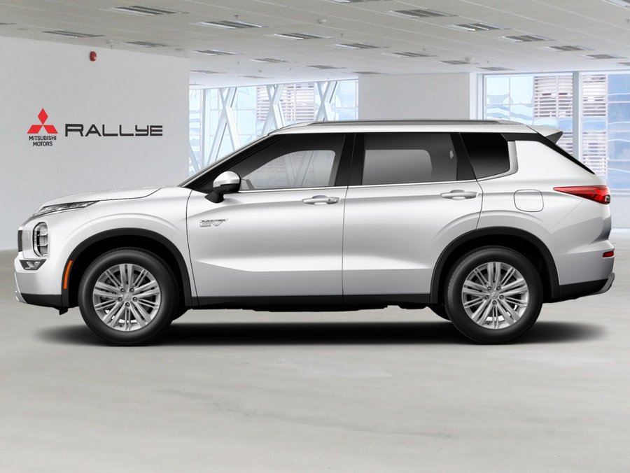 2026 MITSUBISHI Outlander Plug-In Hybrid LE White Diamond Premium Finish