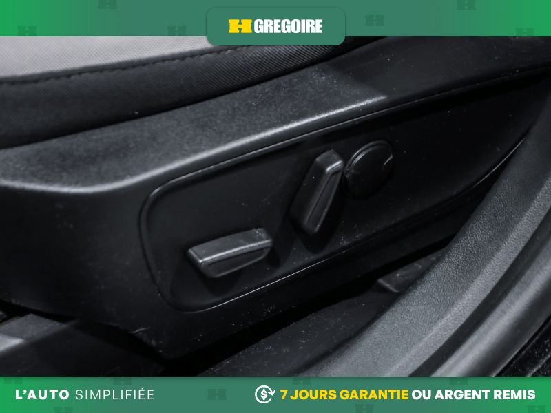 2020 Ford Escape Black Blainville - photo #16