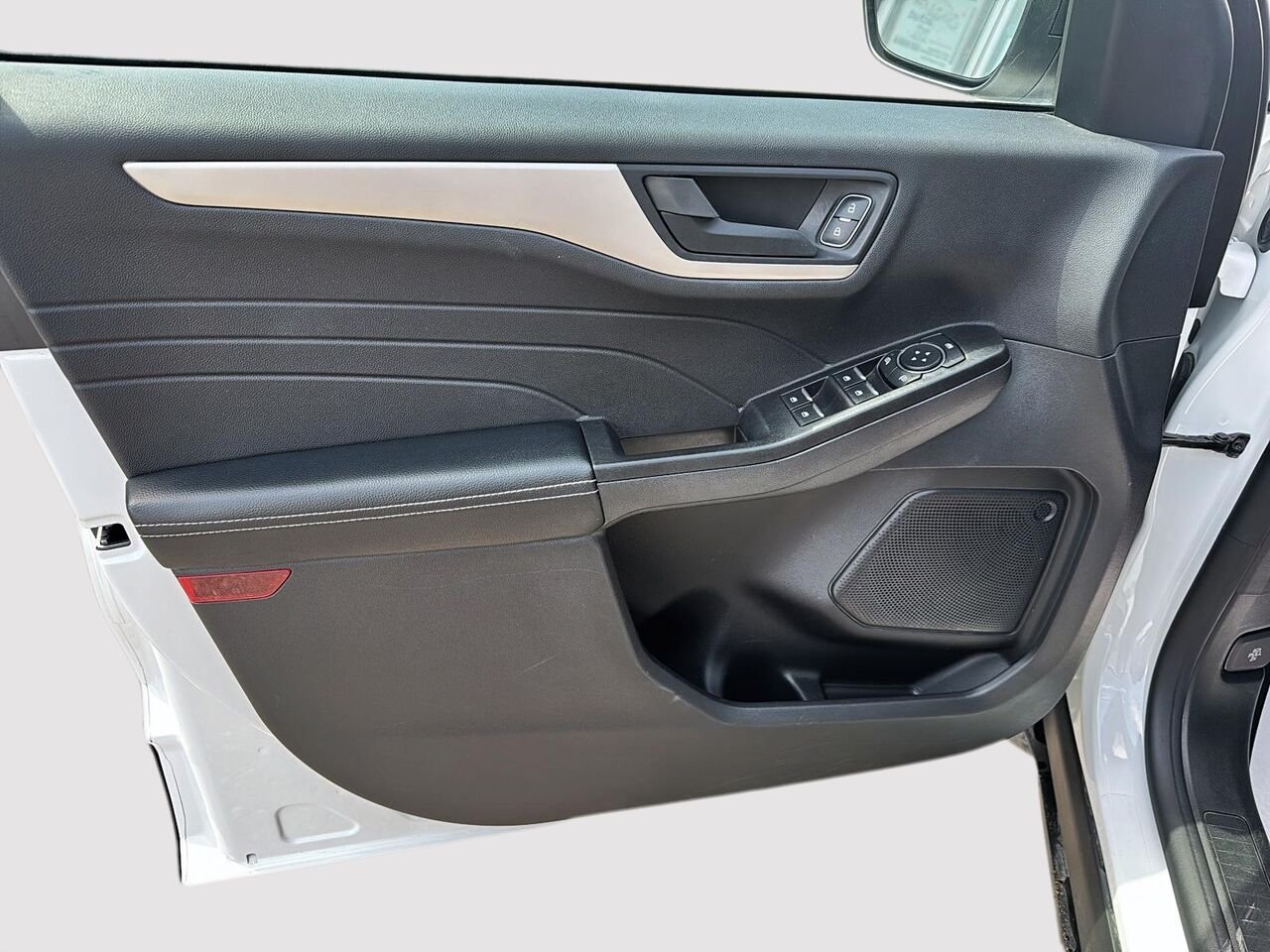 Ford Escape 2022 Blanc Rouyn-Noranda - photo #9