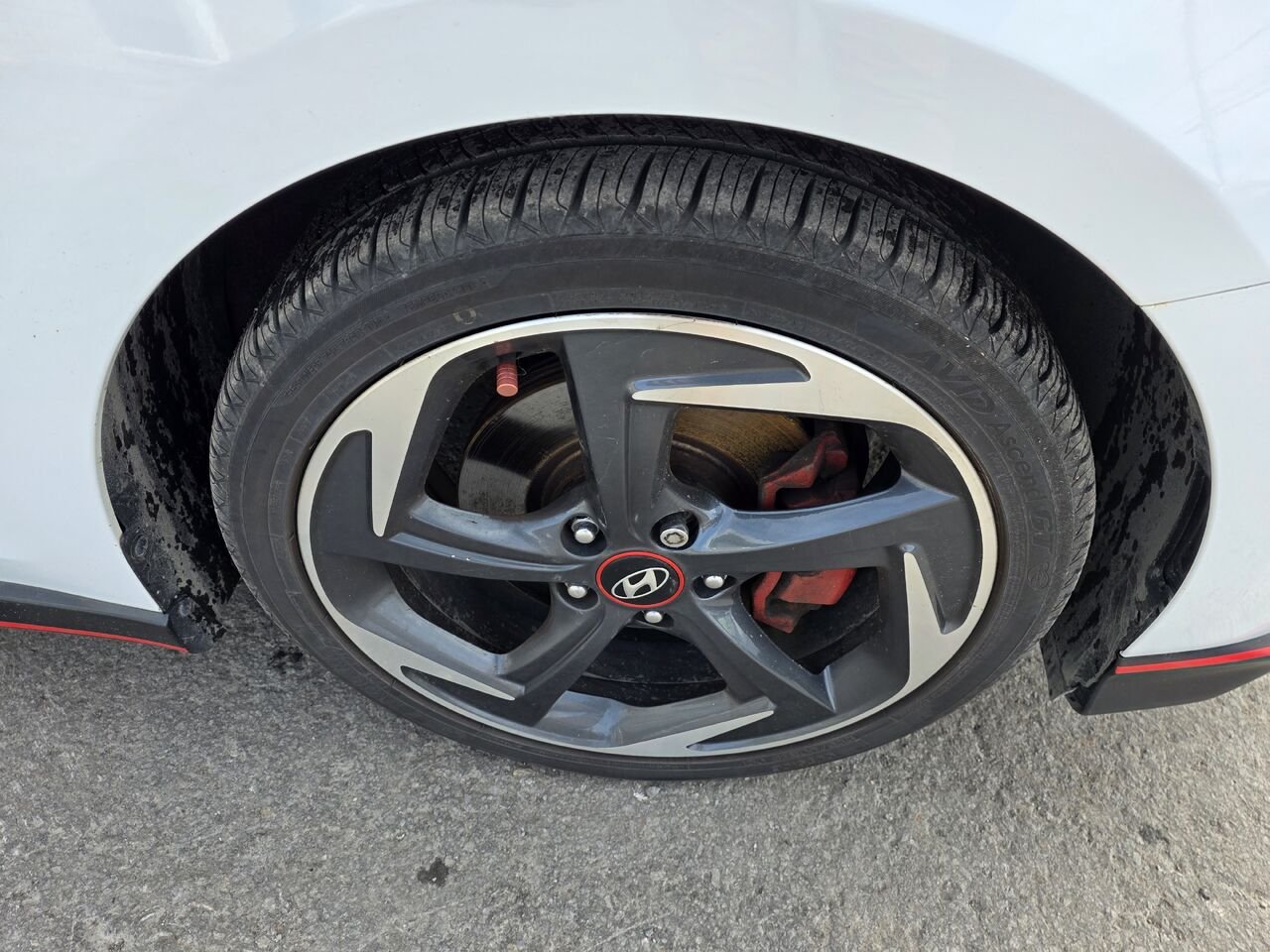 2019 Hyundai Veloster White  - photo #8