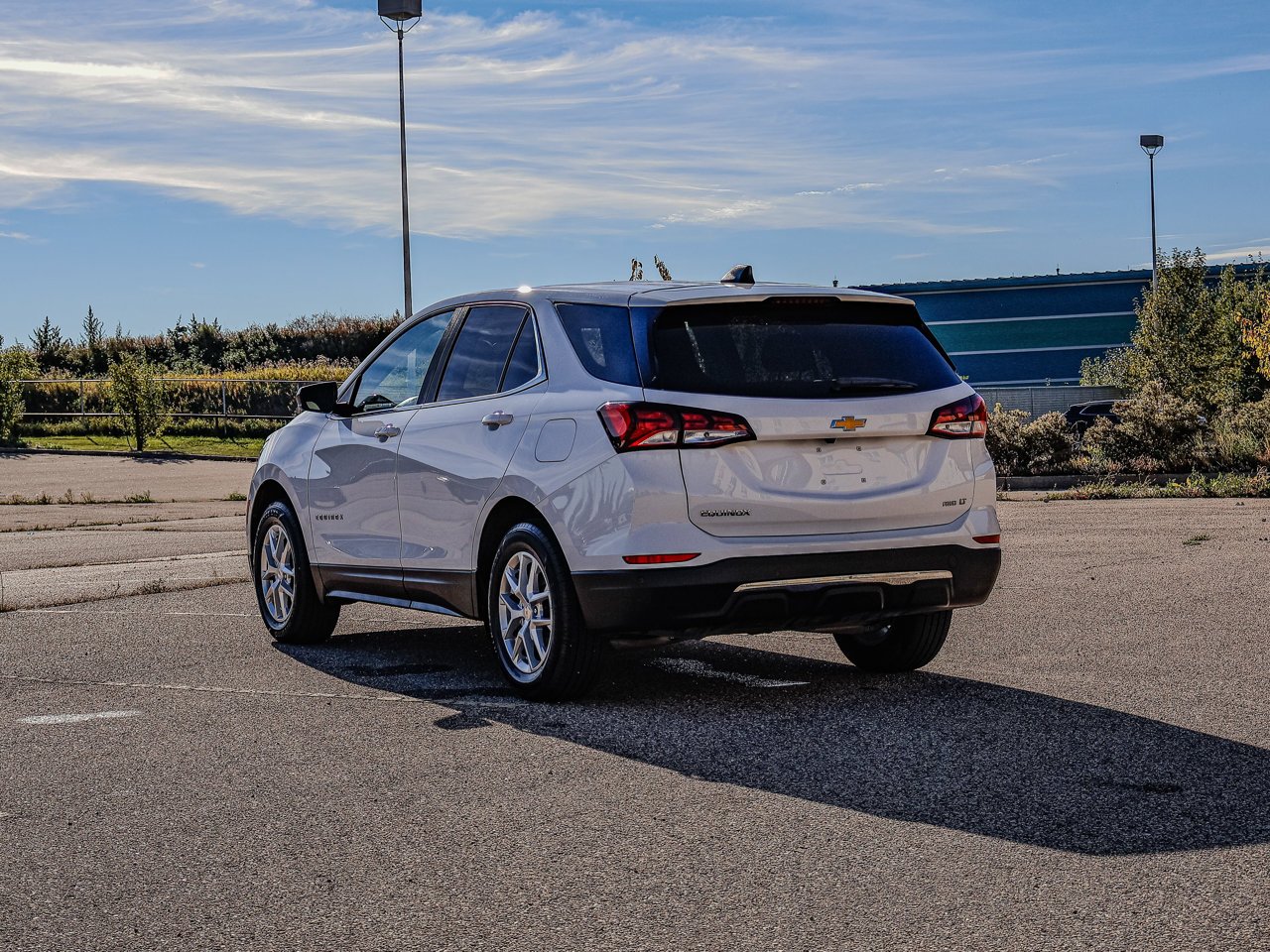 2022 Chevrolet Equinox AWD 4dr LT w/1LT White Sherwood Park - photo #10