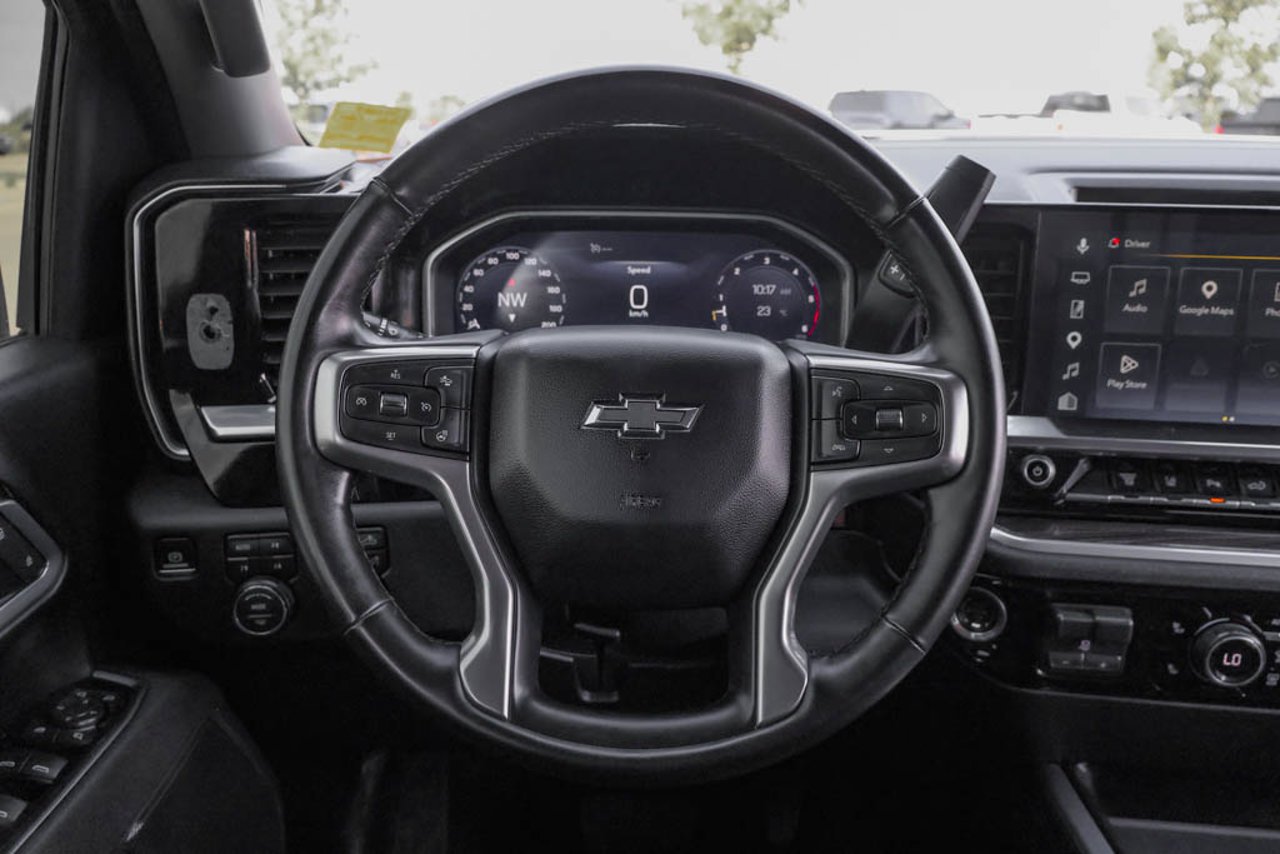 2026 Chevrolet Silverado 3500HD 4WD Crew Cab 159 LT White Sherwood Park - photo #18