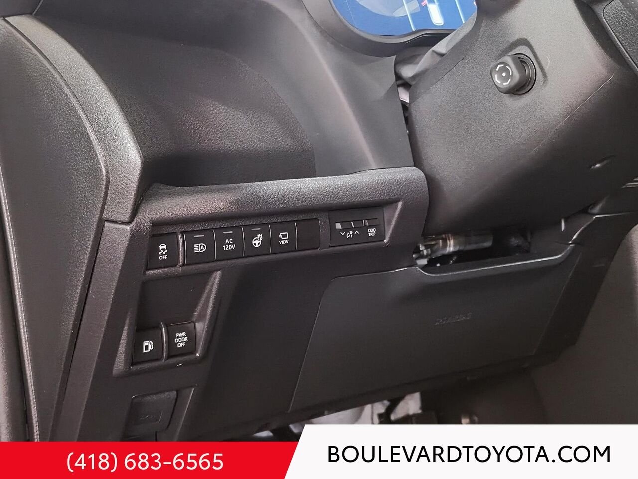 2025 Toyota Sienna 100498A-74 | LIMITED, 7 PLACES, AWD Blue Québec - photo #11