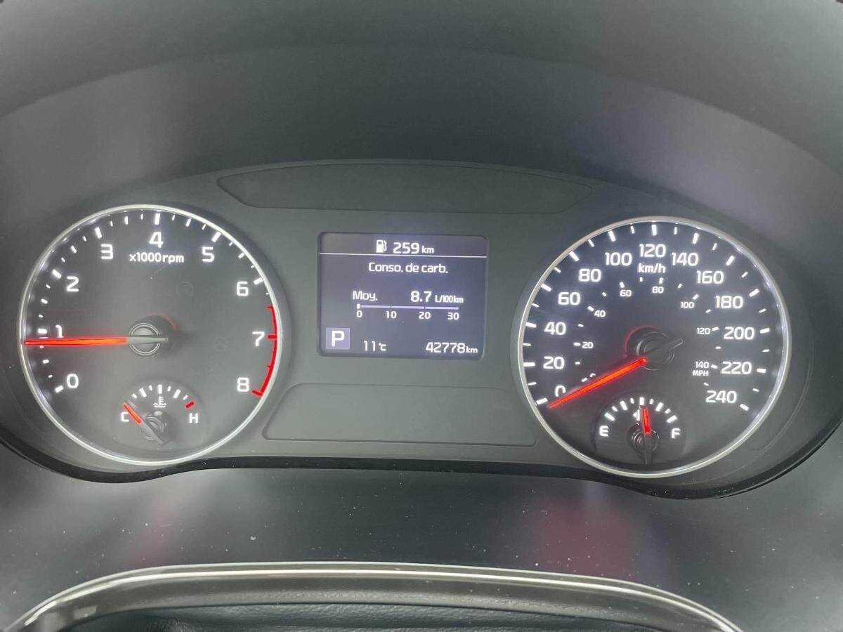 2023 Kia Seltos Orange  - photo #15
