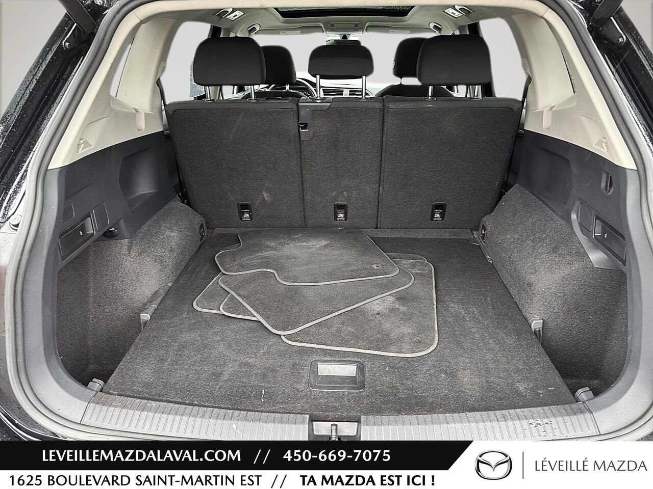 2021 Volkswagen Tiguan United 4MOTION Black Laval - photo #9
