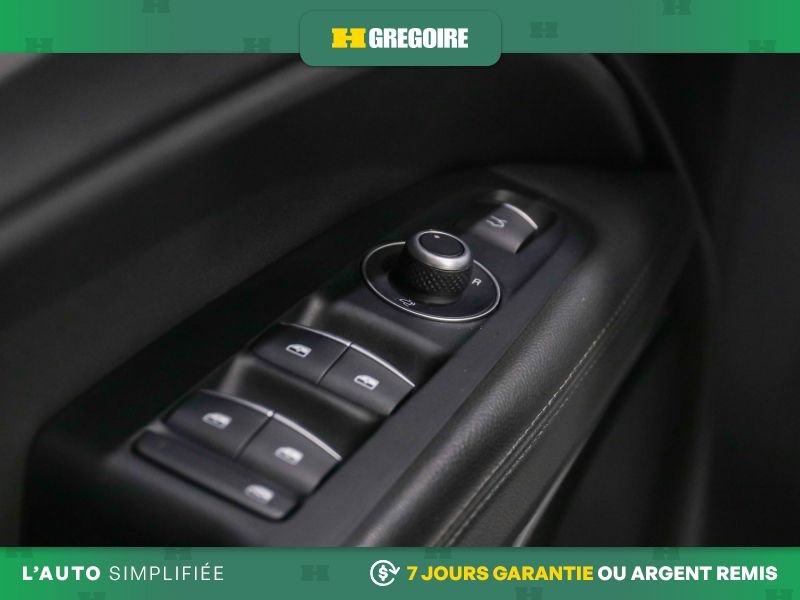 Alfa Romeo Stelvio 724852A | Sport AWD AUTO A/C CUIR MAGS CAM RECUL BLUETOOTH 2018 Blanc Laval - photo #11