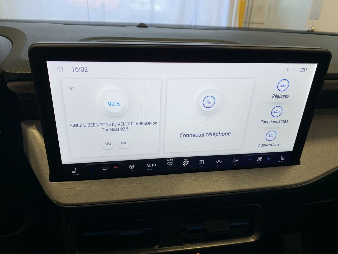 2025 Ford Maverick XLT AWD Blue Saint-Eustache - photo #29