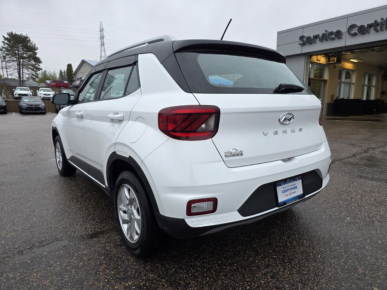 Hyundai Venue Preferred 2024 Blanc Mont-Laurier - photo #9