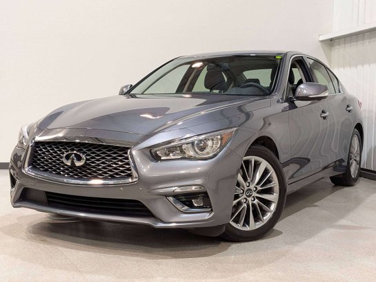 INFINITI Q50 LUXE AWD 2024 Gris