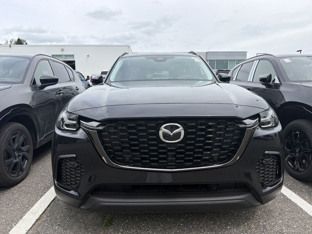 2026 MAZDA CX-70 PHEV Jet Black Mica Ste-Marie - photo #1
