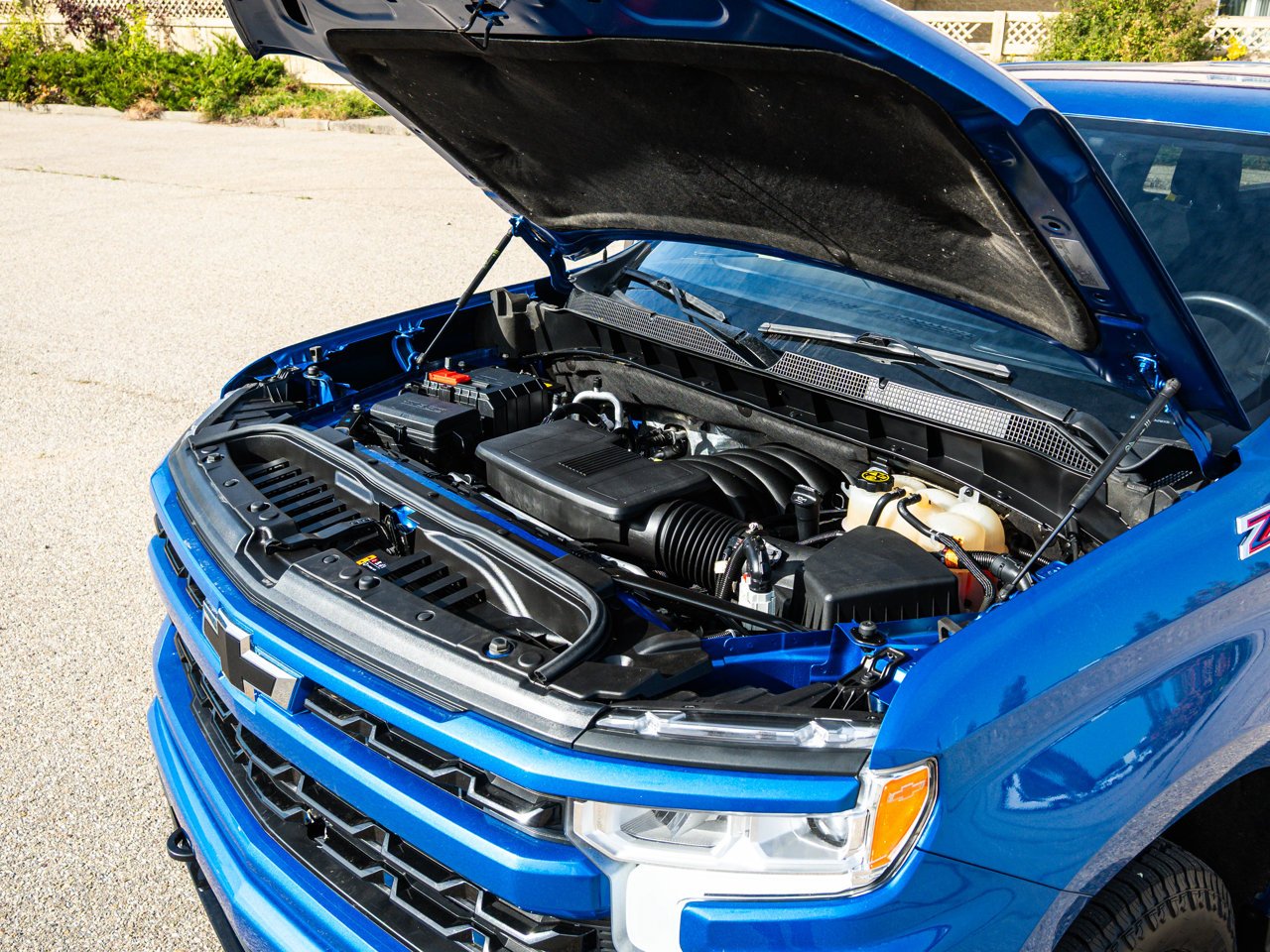 2022 Chevrolet Silverado 1500 4WD Crew Cab 147 RST Blue Sherwood Park - photo #6