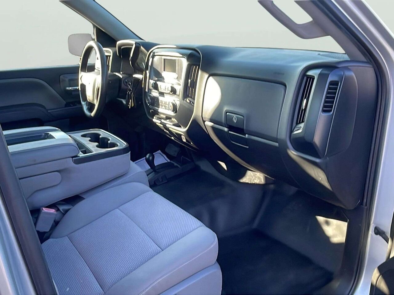 GMC SIERRA 1500 Cabine double 4RM 143,5 po 2017 Argent Gatineau - photo #12