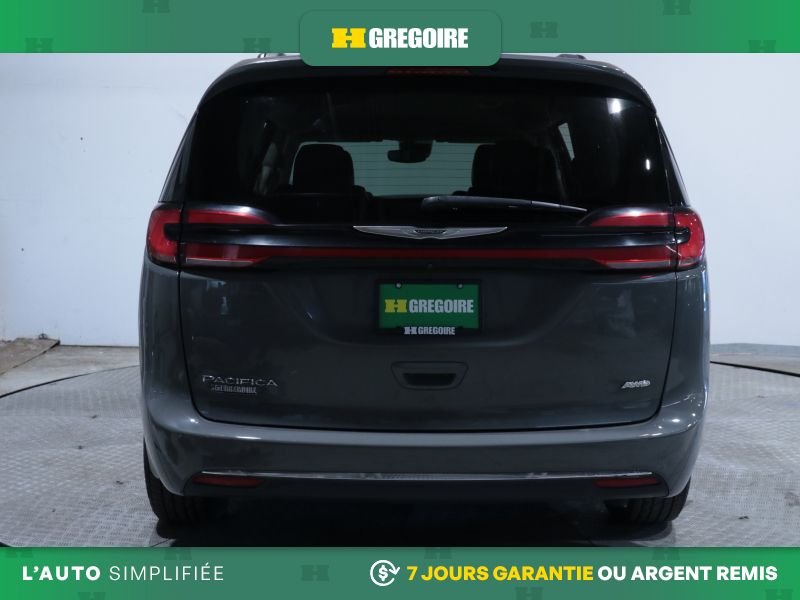 2022 Chrysler Pacifica Grey Laval - photo #7