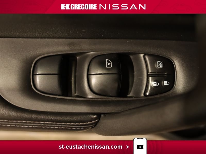 2017 Nissan Rogue Red Laval - photo #26