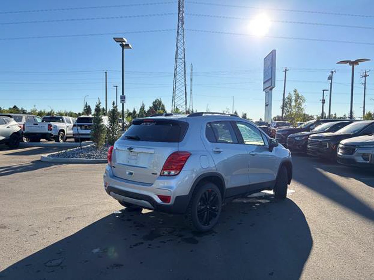 2020 Chevrolet Trax AWD 4dr LT Grey Sherwood Park - photo #4