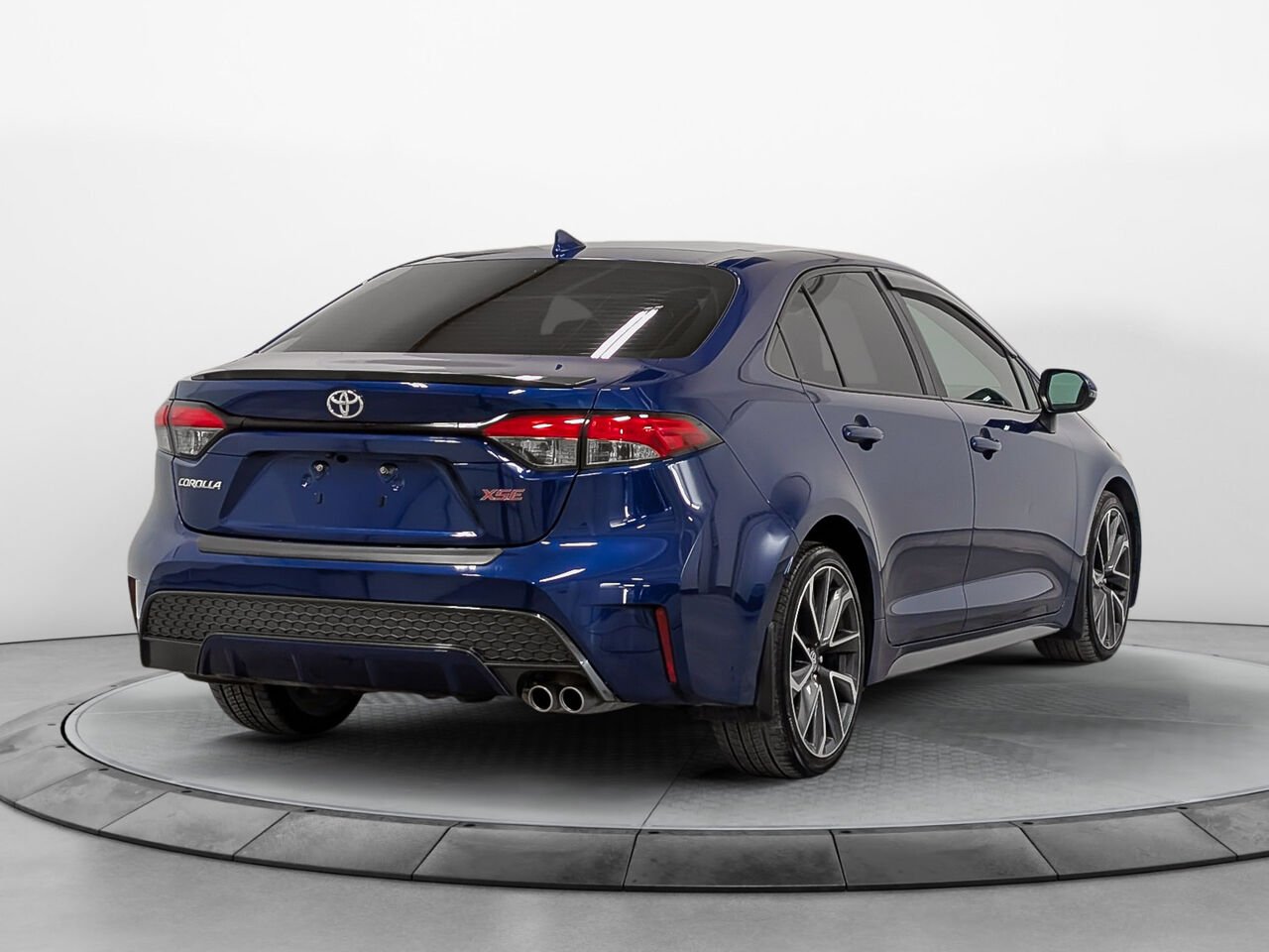 2020 Toyota COROLLA XSE Toit Ouvrant Volant Chauffant Blue Sherbrooke - photo #5