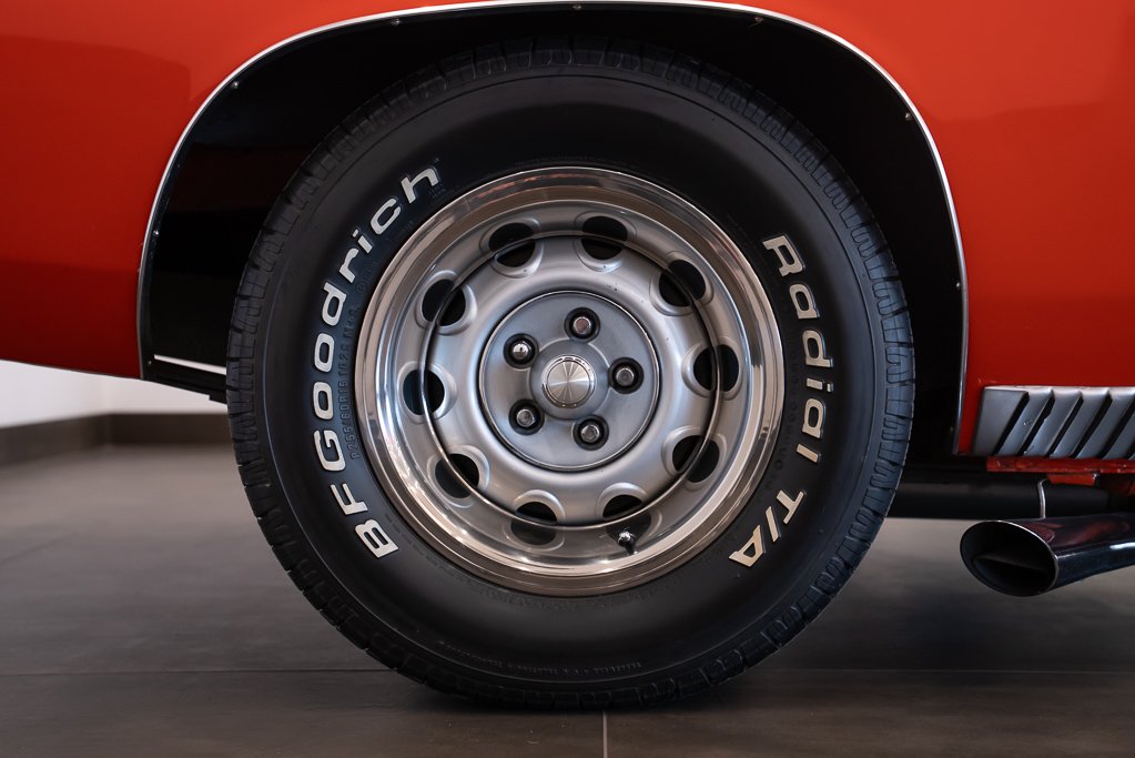 1970 Plymouth AAR Cuda Orange Montreal - photo #75