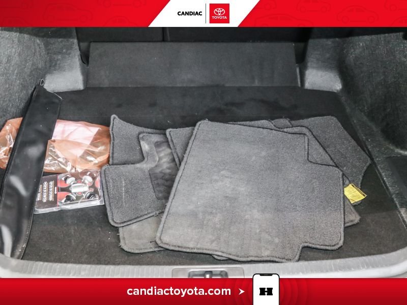 2025 Toyota Camry Grey Blainville - photo #34