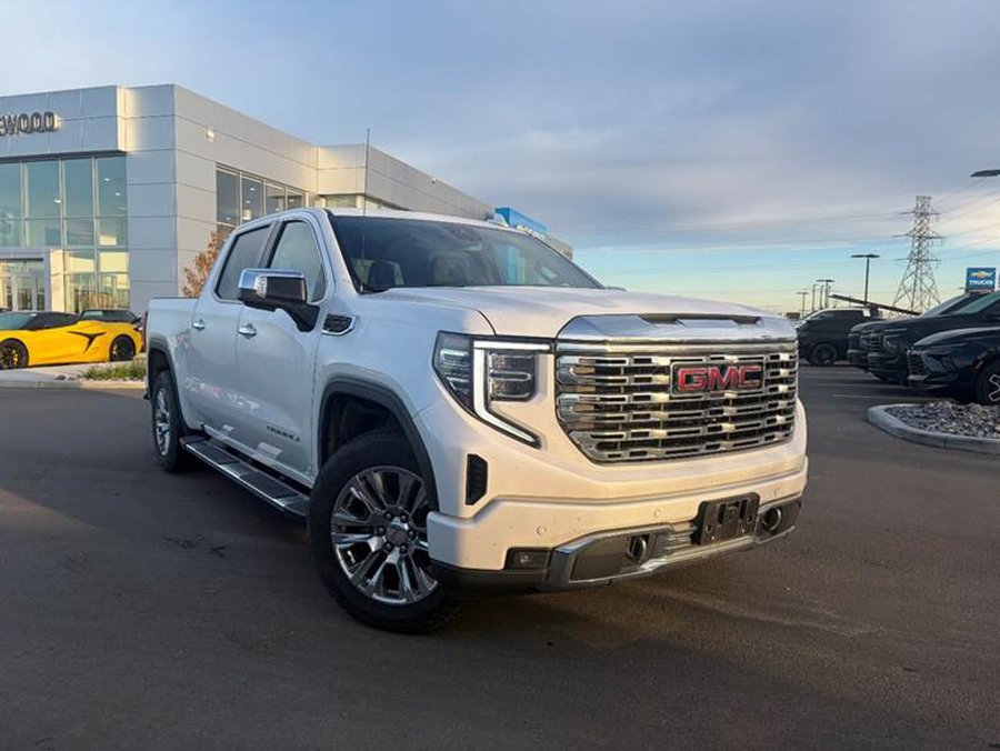 2023 GMC Sierra 1500 Denali 5.3L | Heated & Ventilated Leather Bucket Seats White