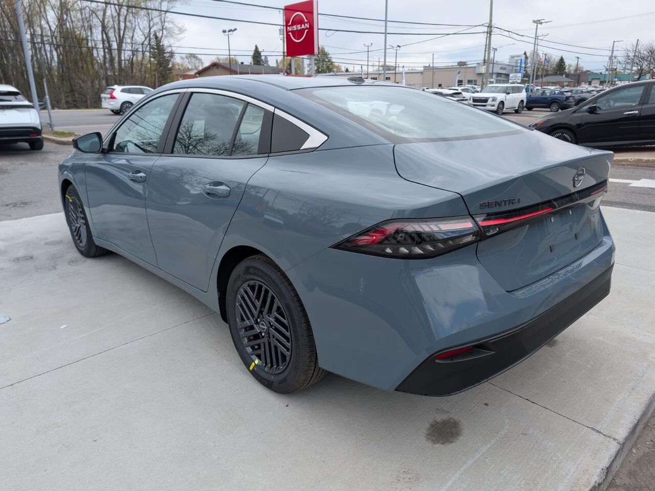 2026 NISSAN Sentra SENTRA SV Atlantic Grey Metallic Châteauguay - photo #3