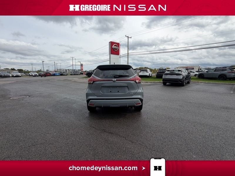 Nissan Kicks 2023 Gris Blainville - photo #8
