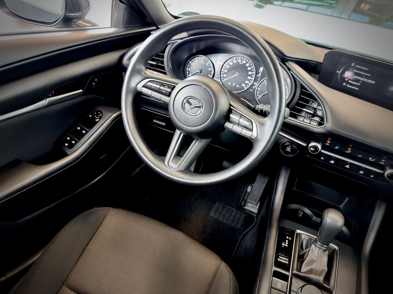 2022 Mazda Mazda3 Sport Grey Notre-Dame-des-Prairies - photo #13