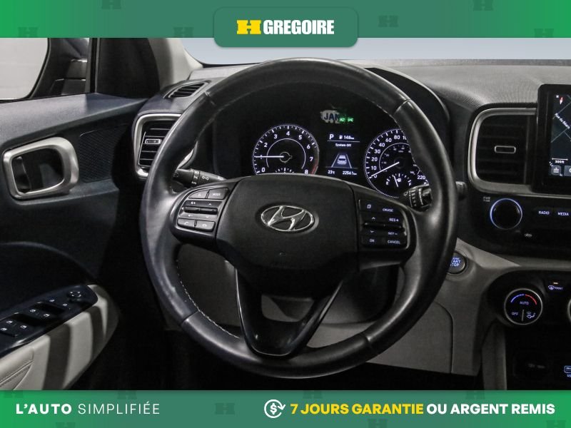 2021 Hyundai Venue Blue Blainville - photo #18