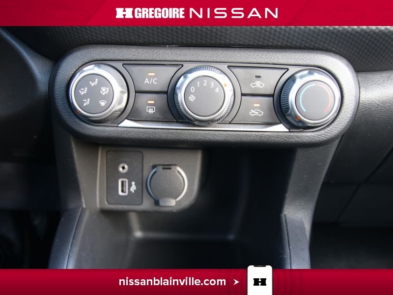 Nissan Kicks 2023 Blanc Laval - photo #22