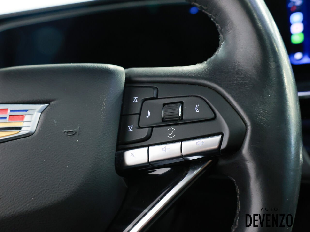 2024 Cadillac Escalade Black Saint-Eustache - photo #16