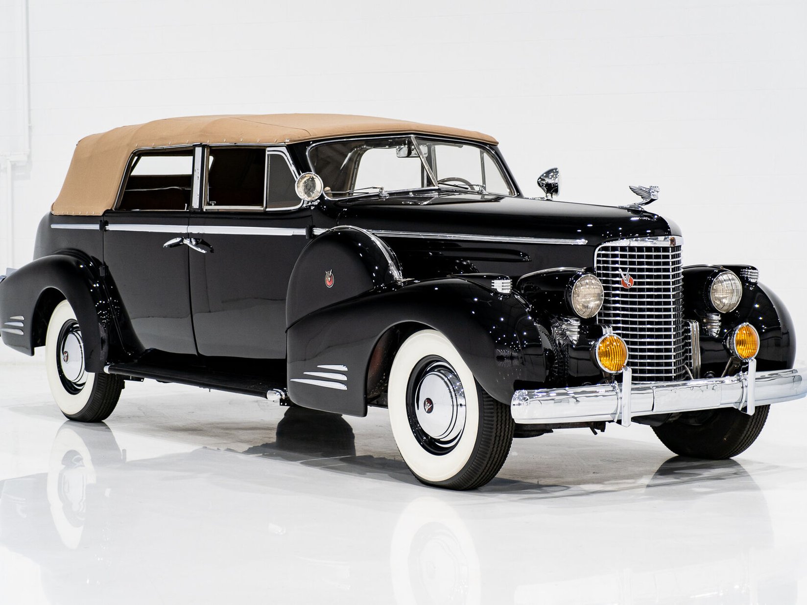 1938 Cadillac Series 90 **PRICE IN USD**1 of 13 V16 Black Montreal - photo #83