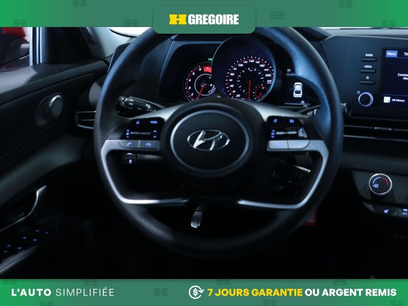 2022 Hyundai Elantra Red Saint-Eustache - photo #17