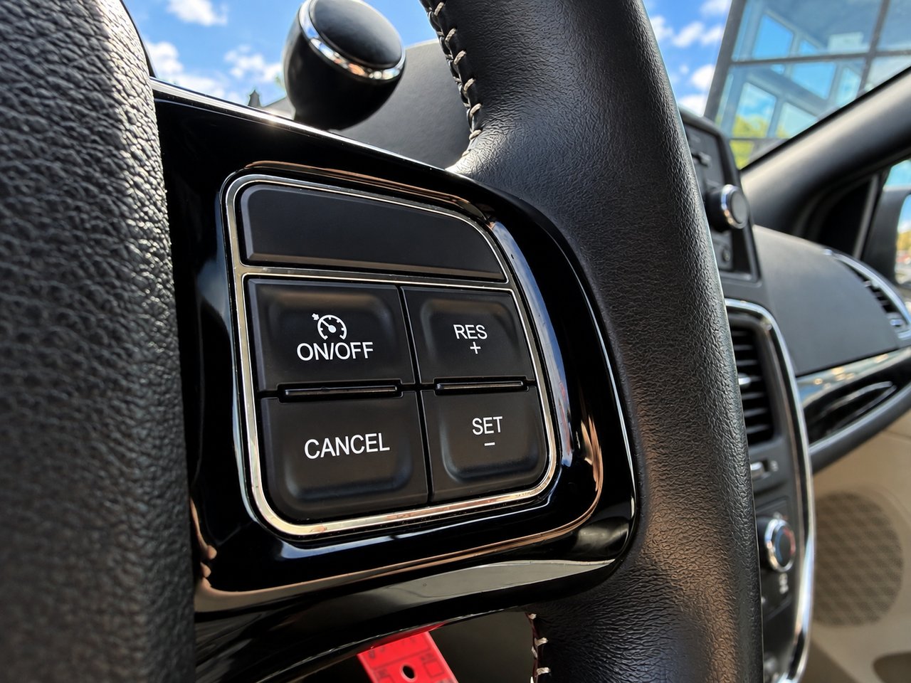 Dodge Grand Caravan SXT 2017 Blanc Châteauguay - photo #14