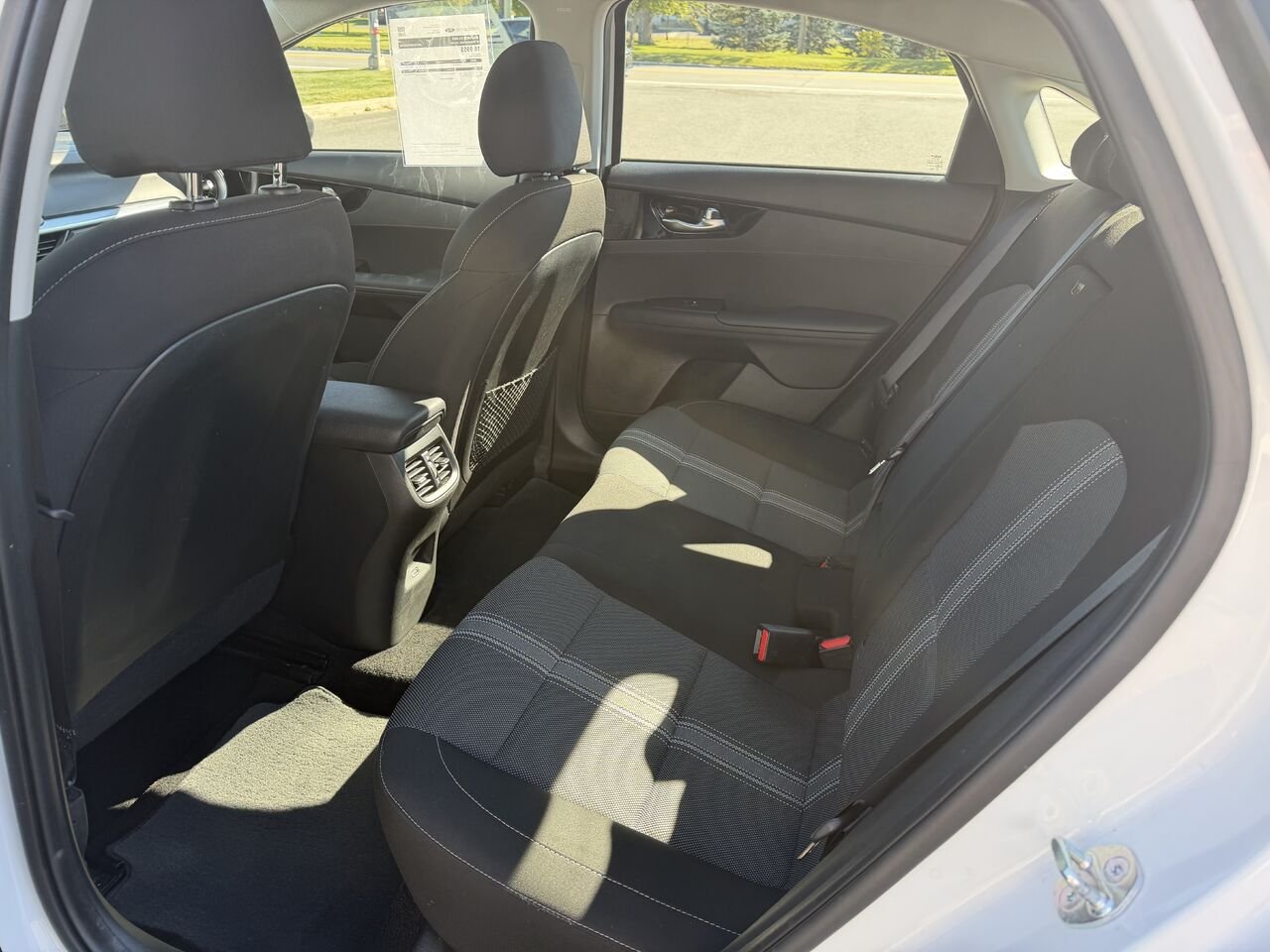 2023 KIA FORTE EX White Montmagny - photo #5