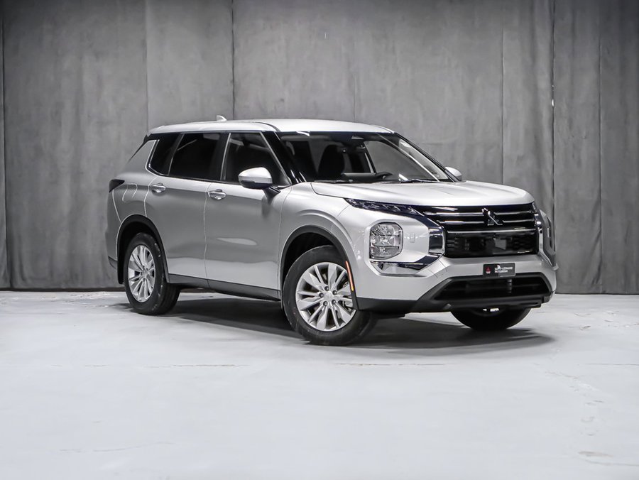 2026 Mitsubishi Outlander ES Graphite Grey