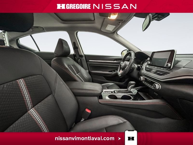 Nissan Altima 2025 Blanc Laval - photo #11