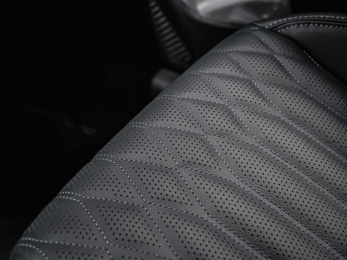 Mitsubishi Outlander PHEV SEL 2026 Fini taillé diamant Noir de qualité supérieure Montréal - photo #13