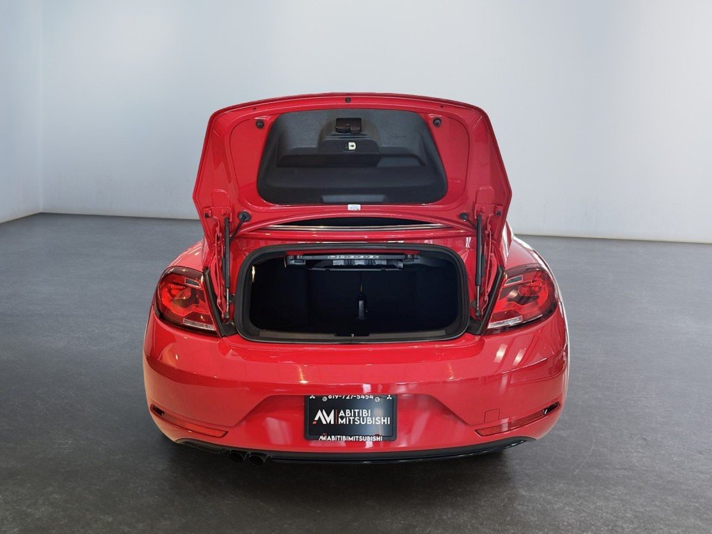 Volkswagen BEETLE 2018 Rouge Mont-Laurier - photo #14