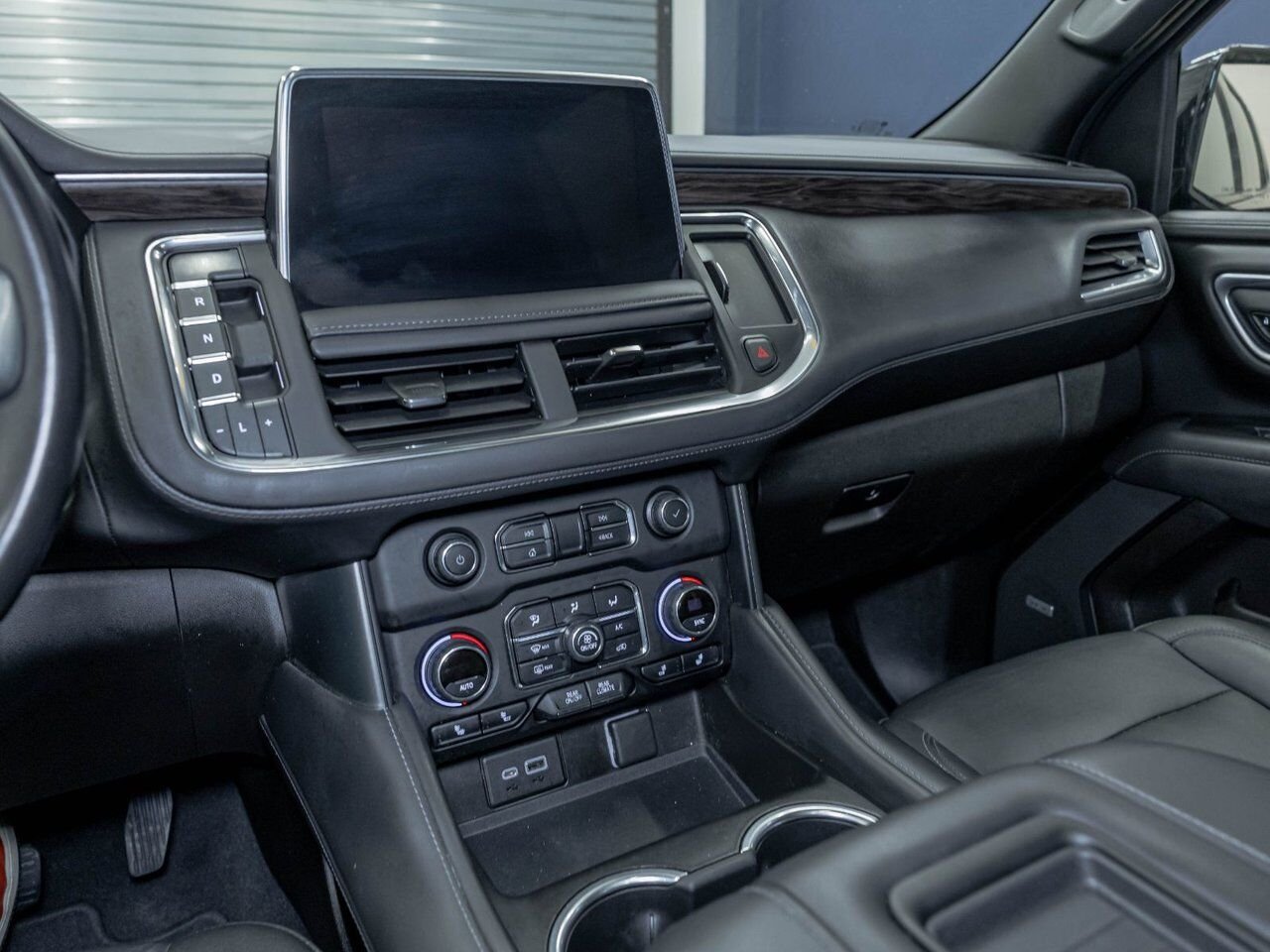 2021 Chevrolet Tahoe Z71 AWD *TOIT CUIR SIÈGES CHAUF BOSE GR REMORQ MAX Black Saint-Jérôme - photo #19