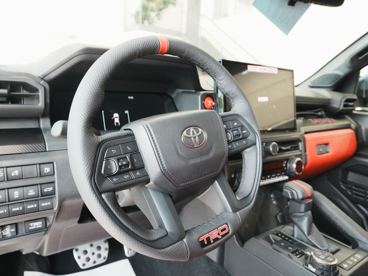 Toyota Tacoma hybride Double Cab 4x4 BA 2026 Blanc Sherbrooke - photo #5
