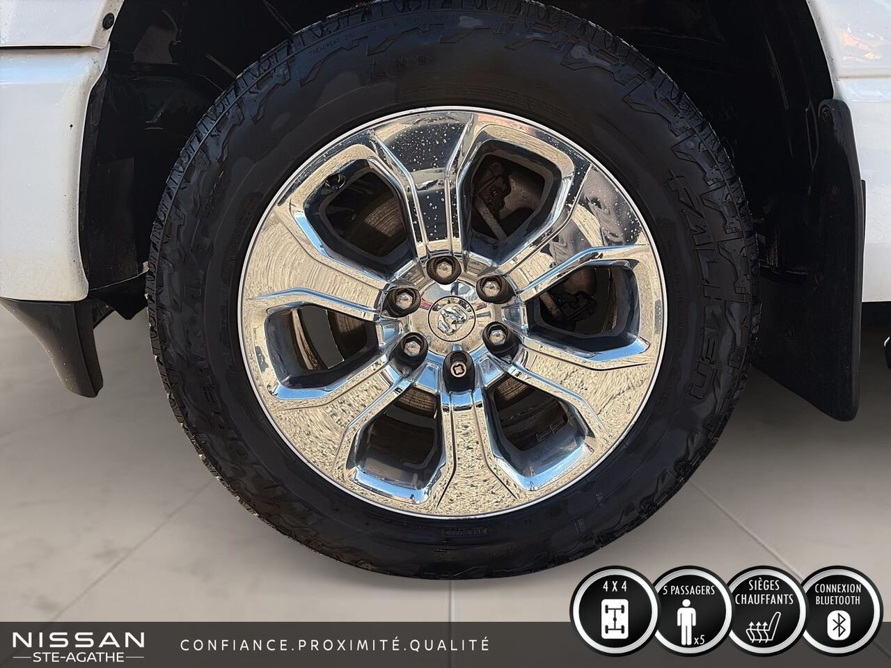 2020 Ram 1500 Big Horn Quad Cab 4x4 caisse de 6 pi 4 po White Saint-Jérôme - photo #7